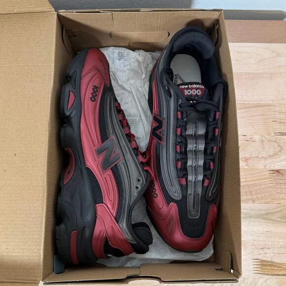 New Balance 1000 Red Black Running Sneakers Mens Size 11 main image 12